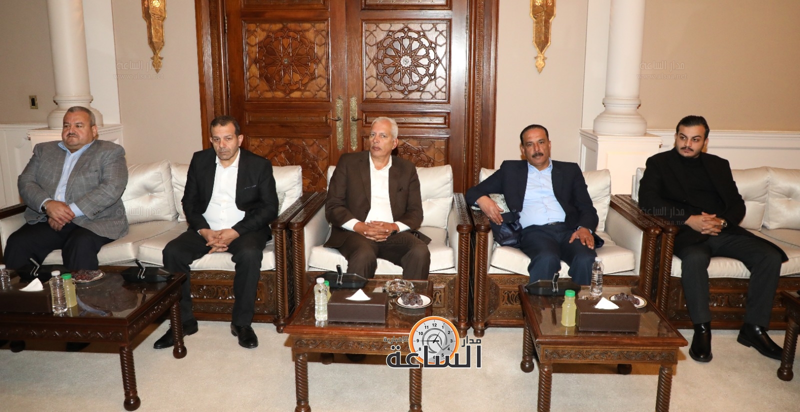 Madar Al-Saa Images 0.25318188717652723