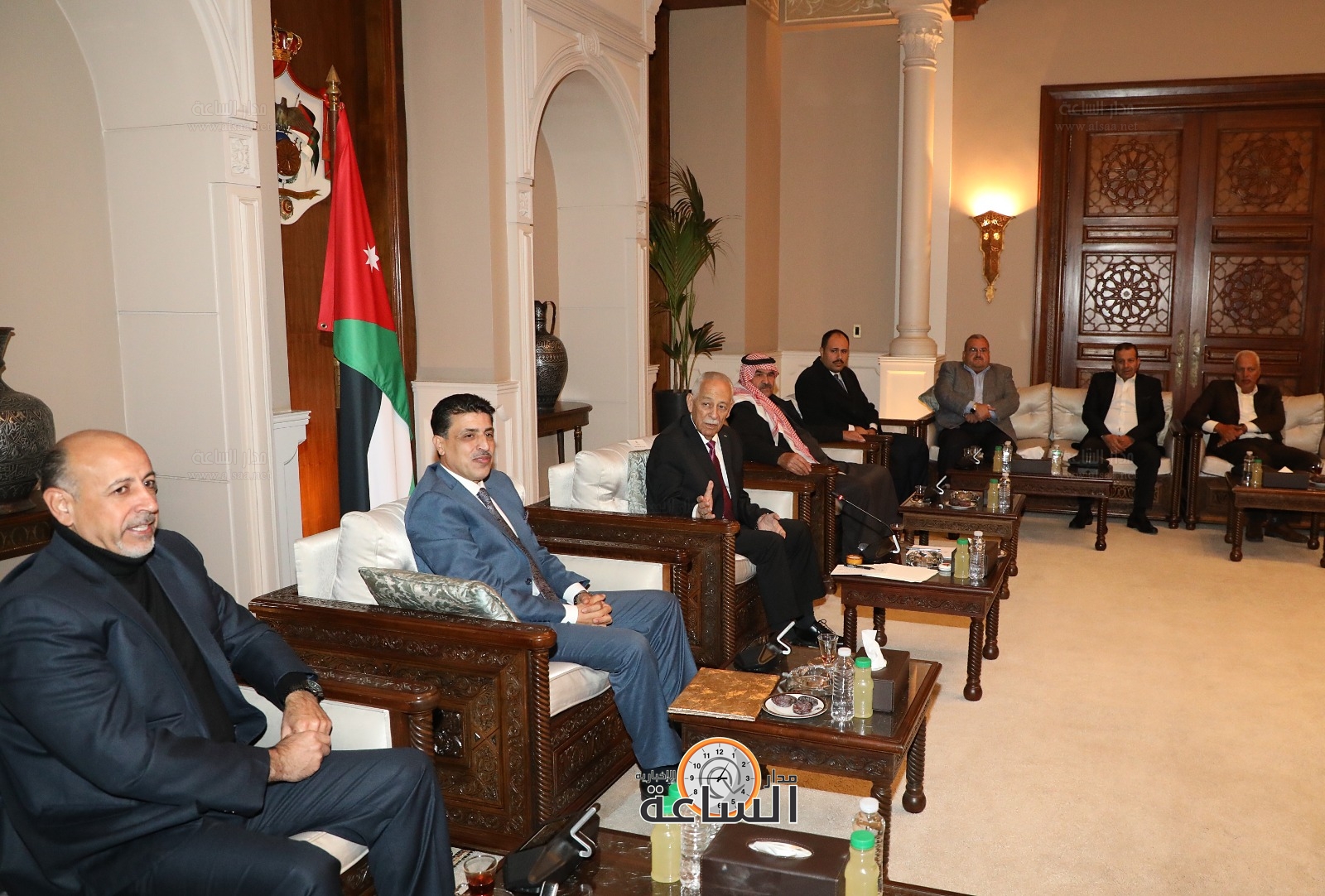 Madar Al-Saa Images 0.40541071363972203