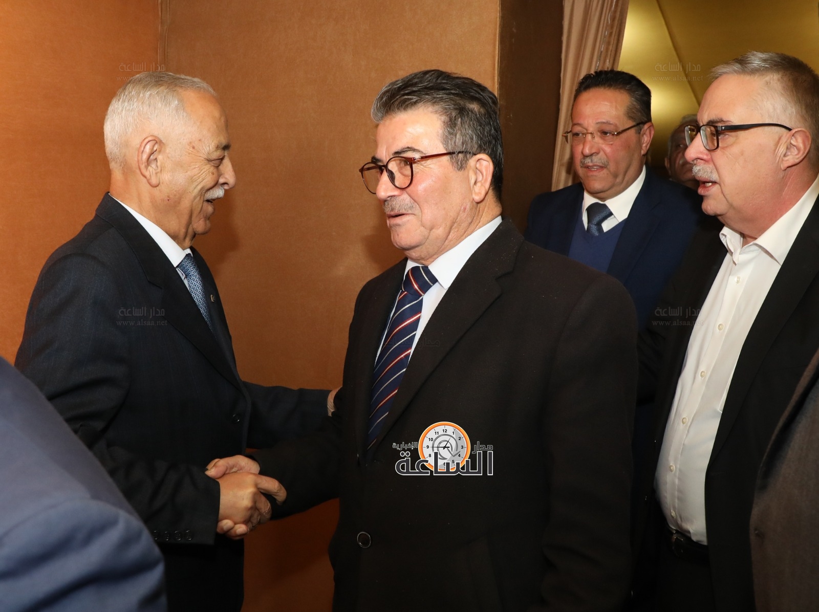 Madar Al-Saa Images 0.1984124676944632