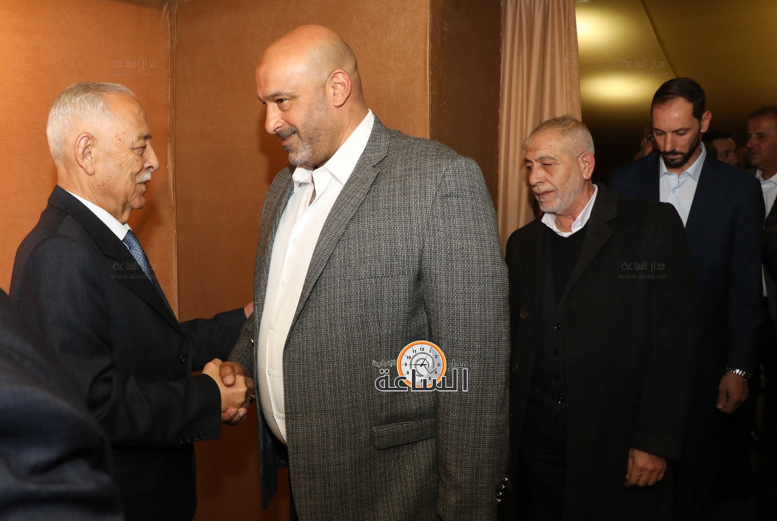 Madar Al-Saa Images 0.3862343891571278