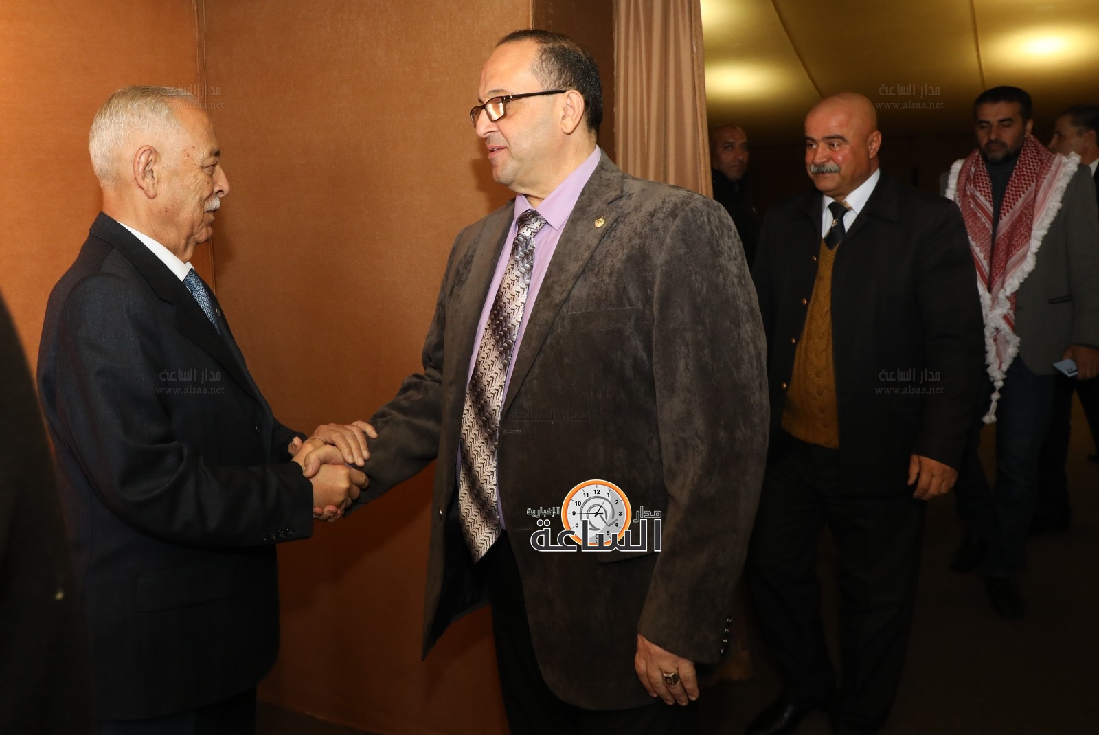 Madar Al-Saa Images 0.04081777339358661