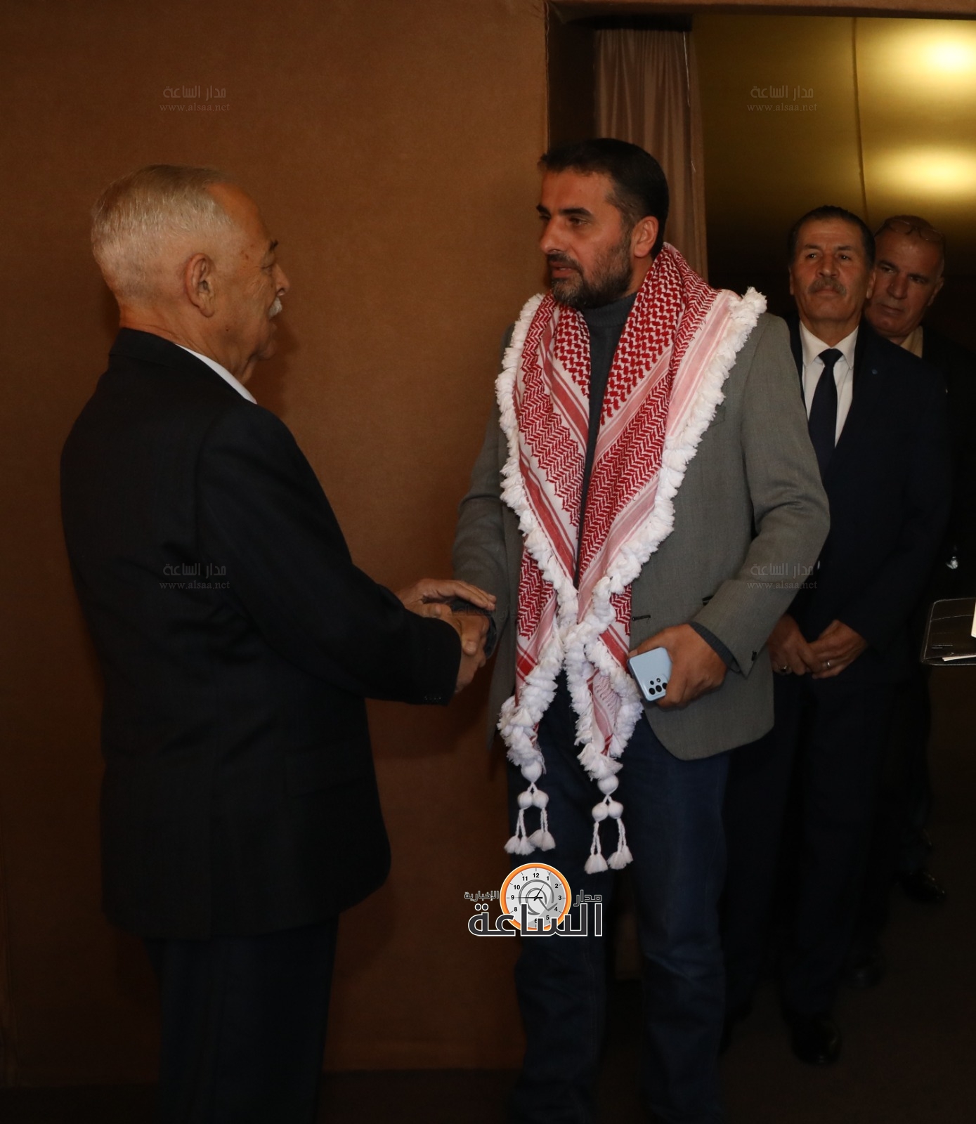 Madar Al-Saa Images 0.746681007104421