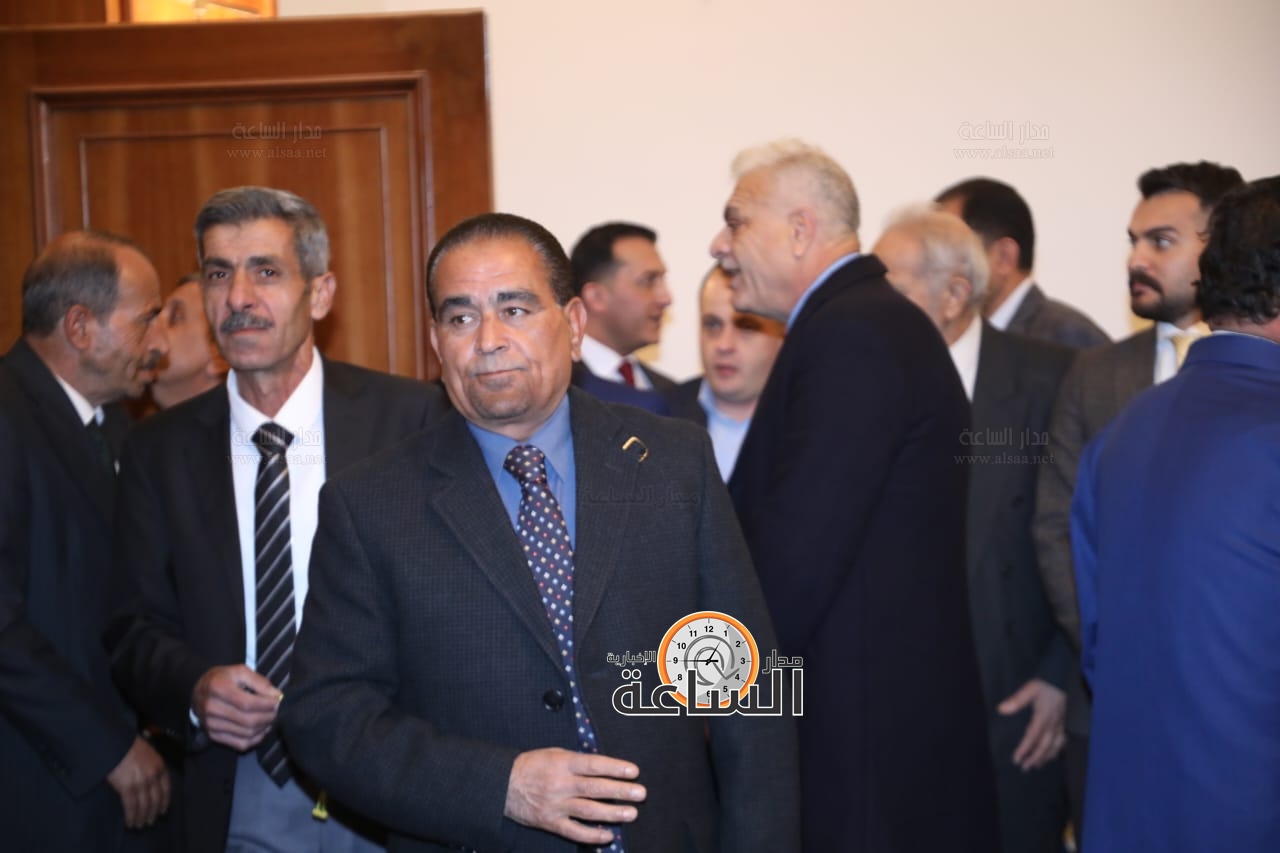 Madar Al-Saa Images 0.22960776352263634