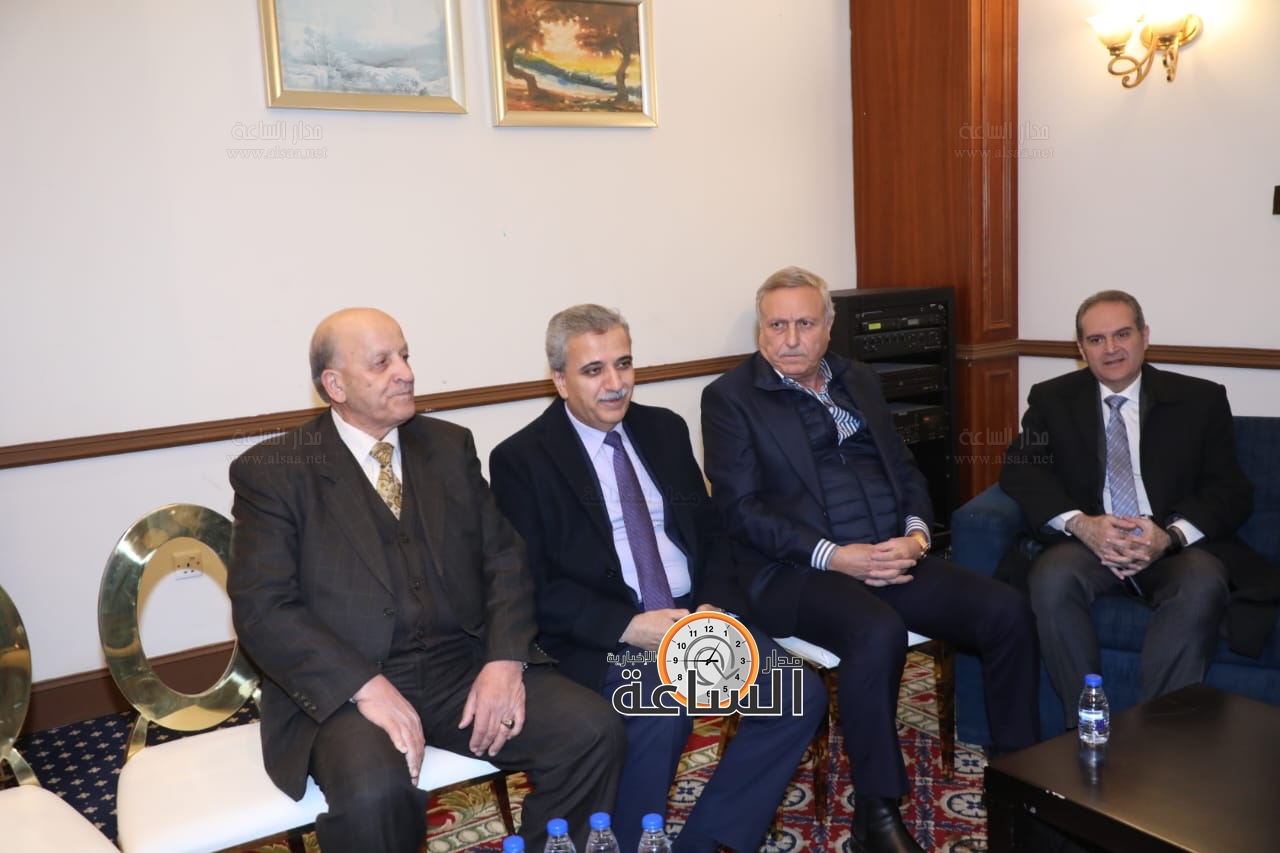 Madar Al-Saa Images 0.4127478200946382