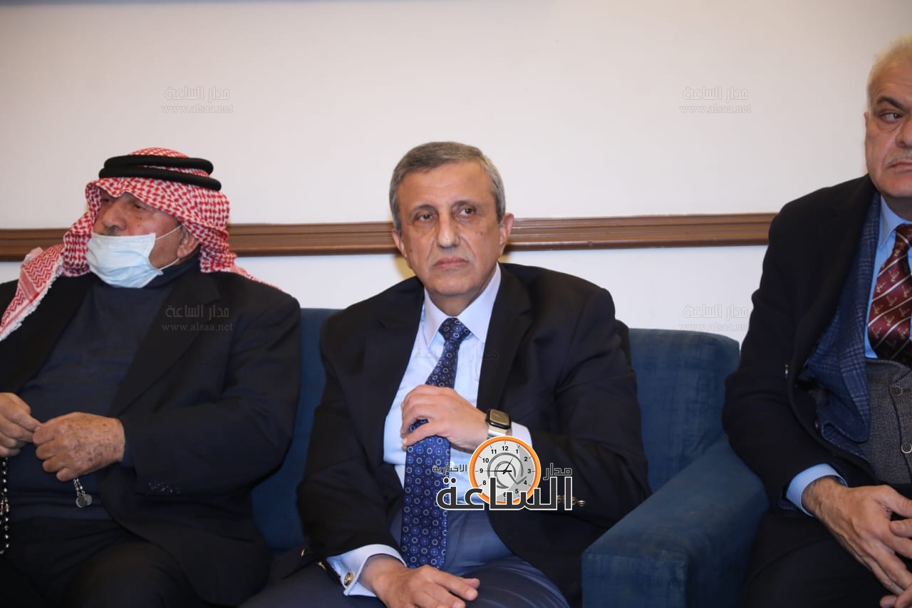 Madar Al-Saa Images 0.16749976665324362