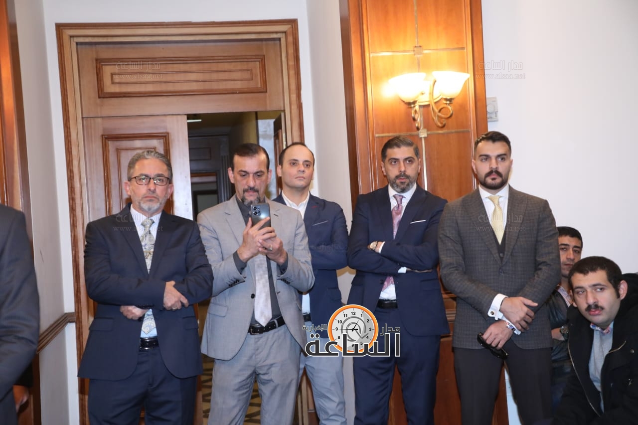 Madar Al-Saa Images 0.1752540187735283