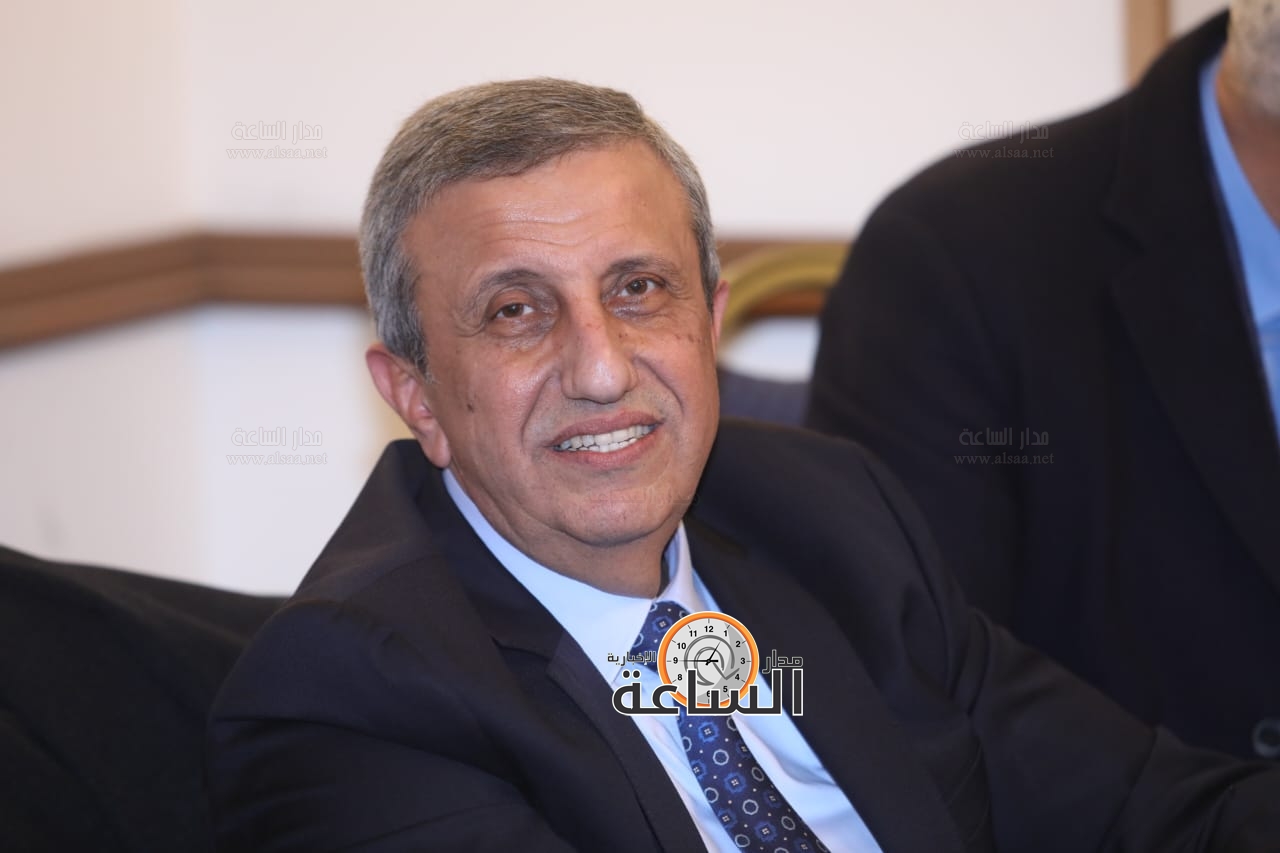 Madar Al-Saa Images 0.4555307060403544