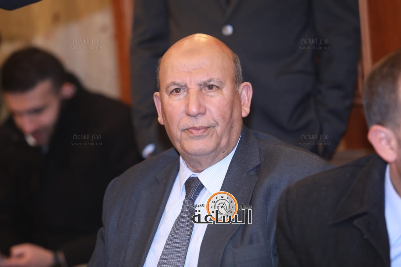 Madar Al-Saa Images 0.3559290374402464