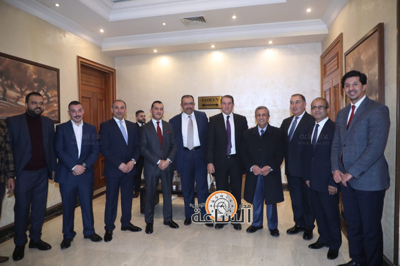 Madar Al-Saa Images 0.8596824605751092