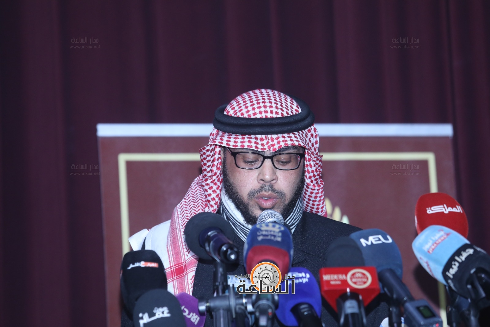 Madar Al-Saa Images 0.060122024979776034