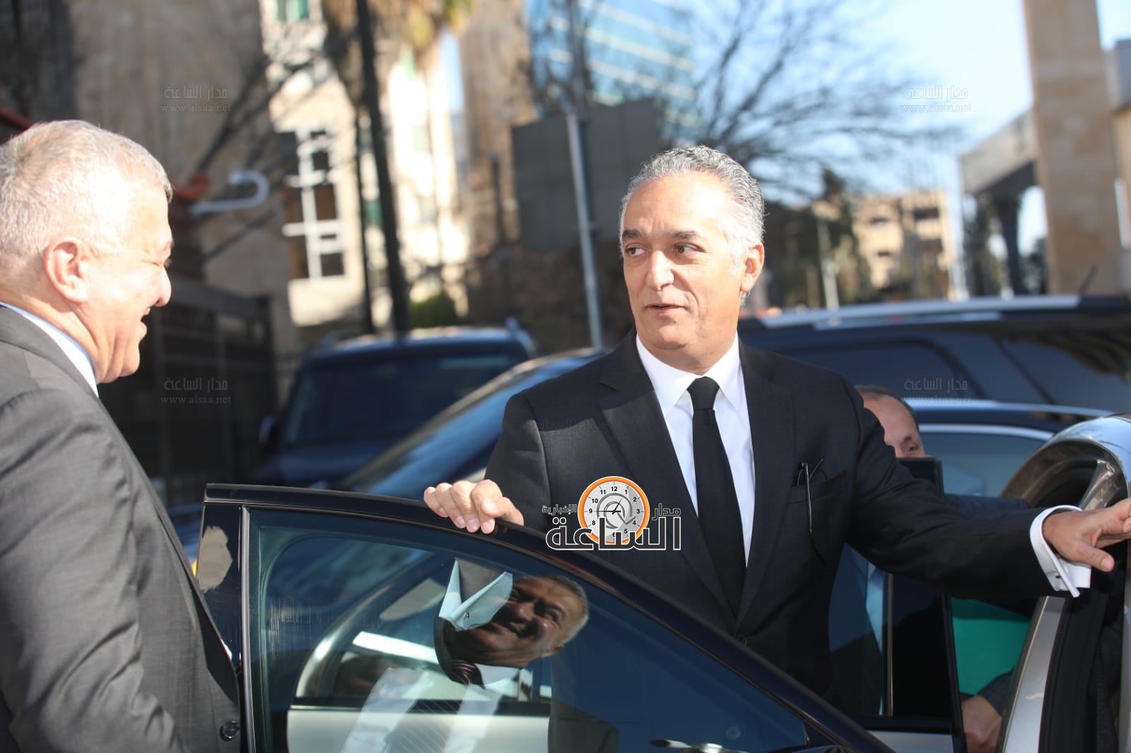 Madar Al-Saa Images 0.4899799962672098