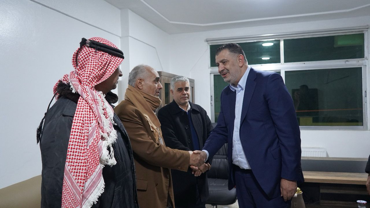 Madar Al-Saa Images 0.15522403725425926