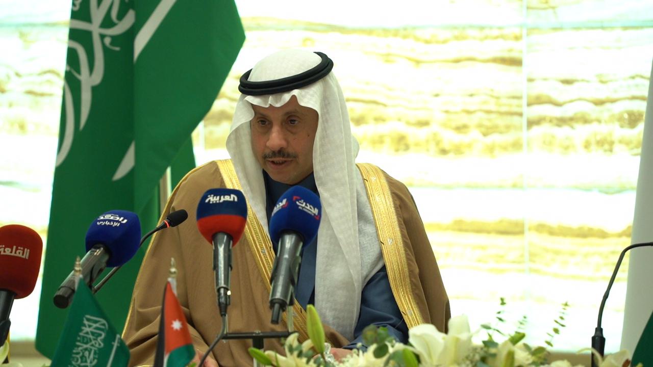 Madar Al-Saa Images 0.8614731084500493