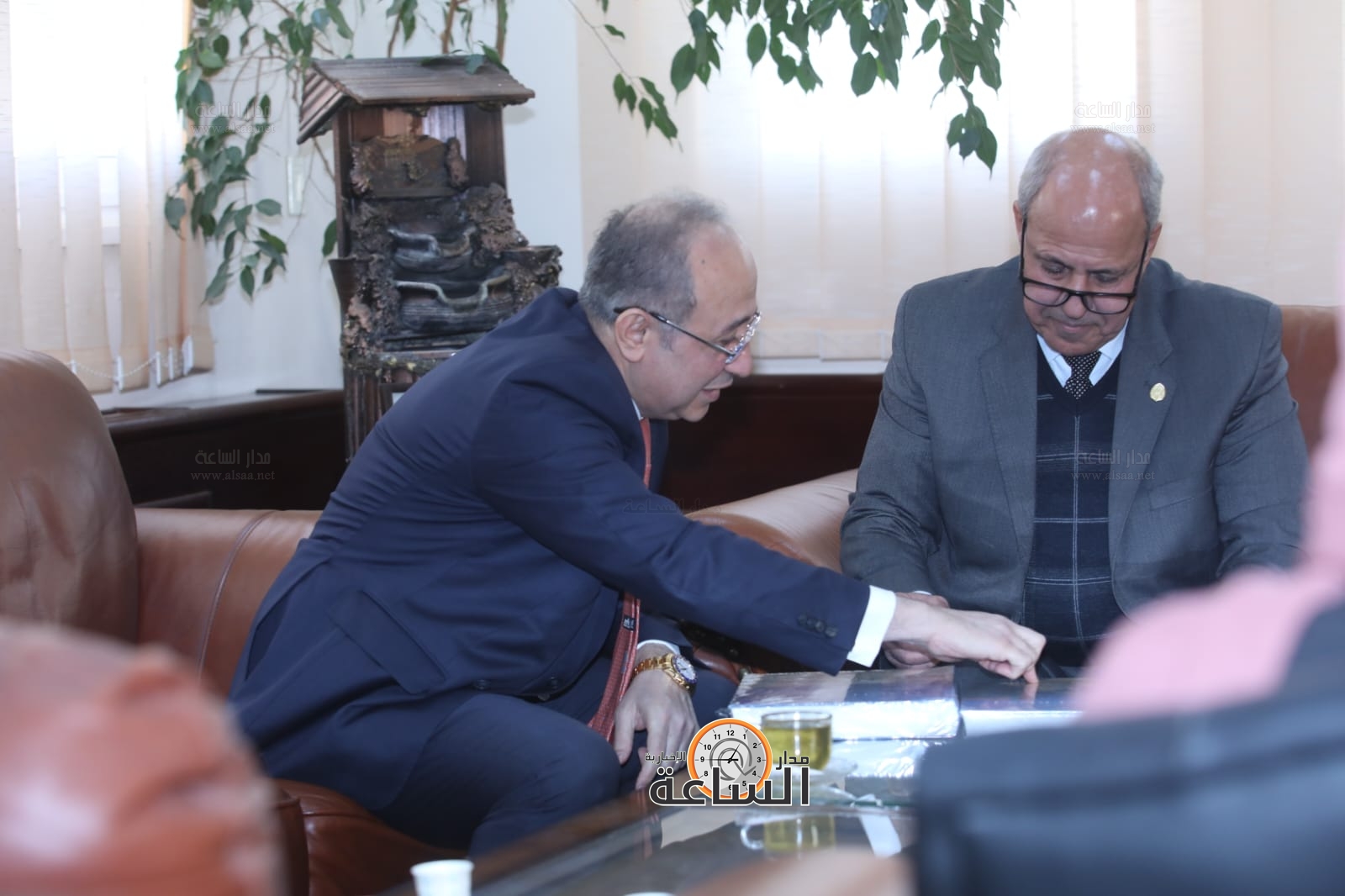 Madar Al-Saa Images 0.7929357180385912