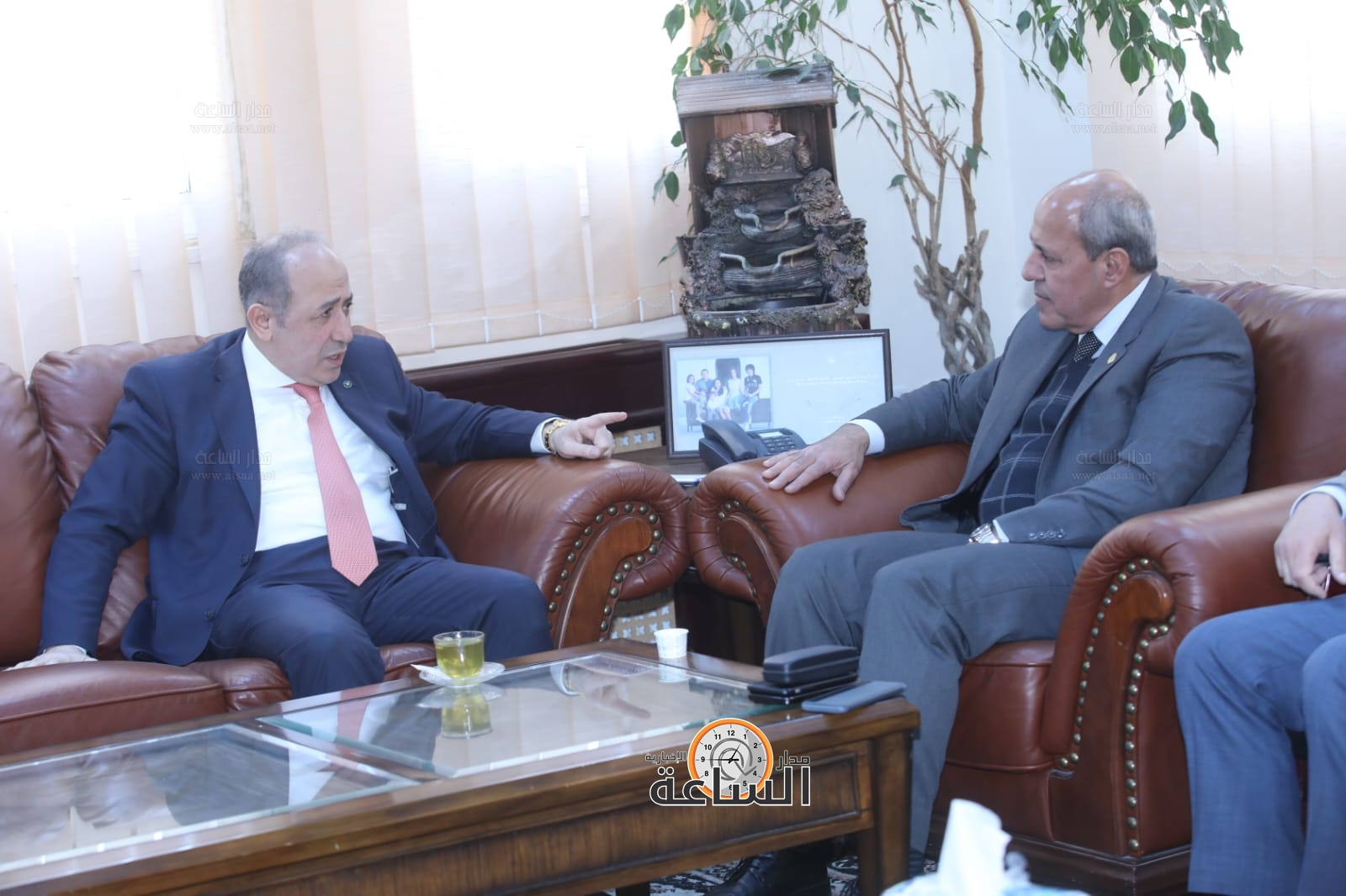 Madar Al-Saa Images 0.5265329939542636