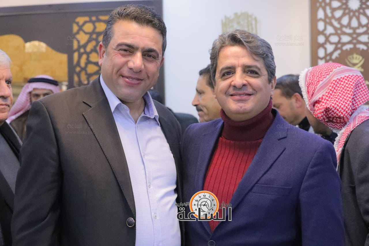 Madar Al-Saa Images 0.3514942291522136