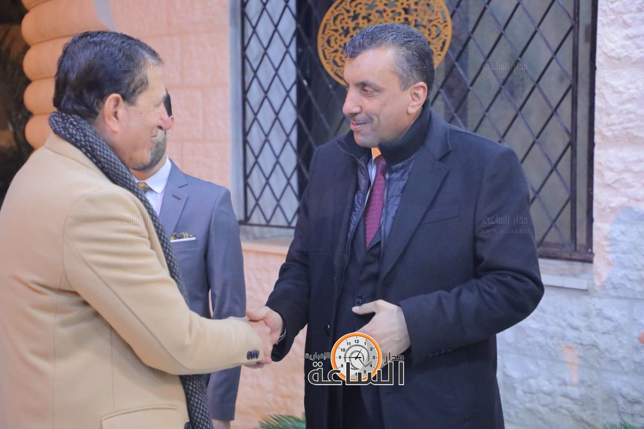 Madar Al-Saa Images 0.6167990951743485