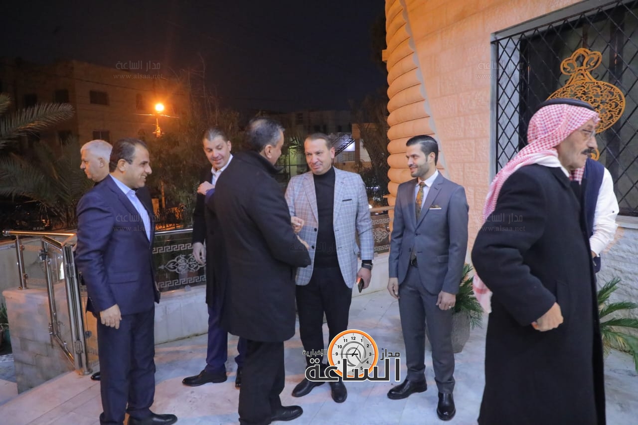 Madar Al-Saa Images 0.84346419588779