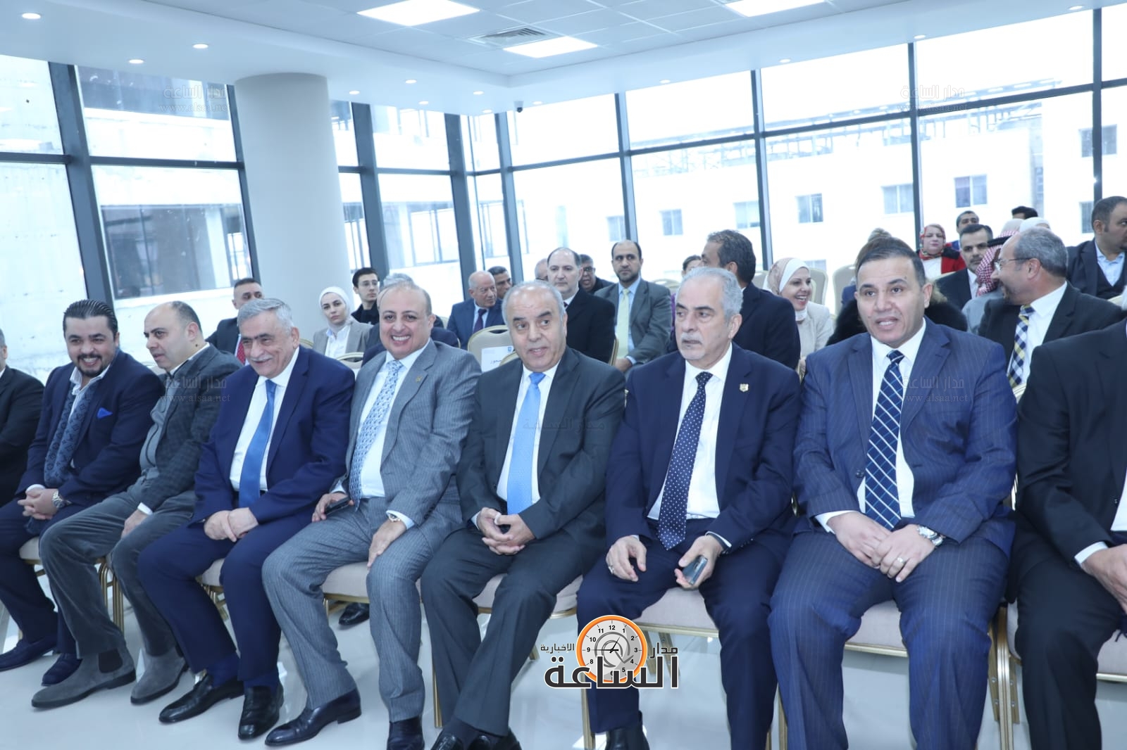 Madar Al-Saa Images 0.9009191776783902