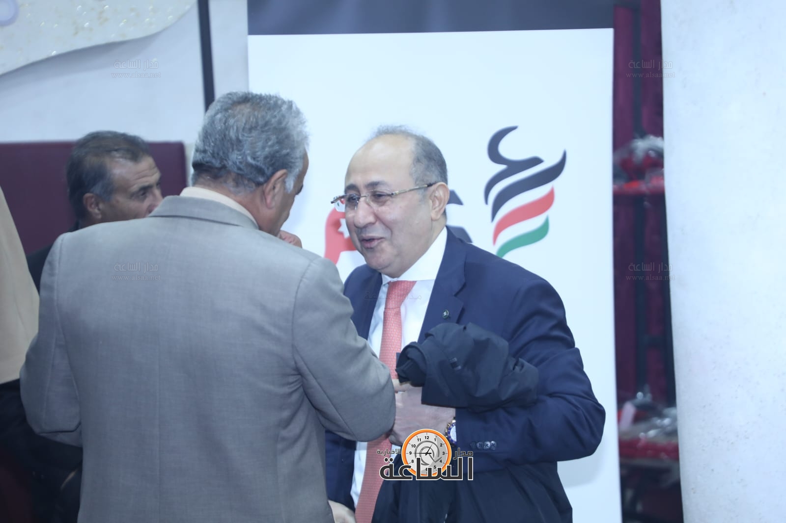 Madar Al-Saa Images 0.3144806016869035