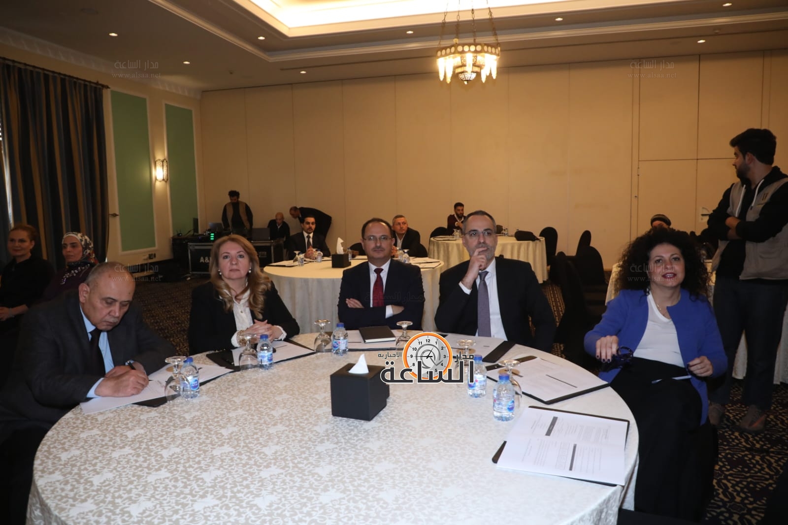 Madar Al-Saa Images 0.7579137663885396