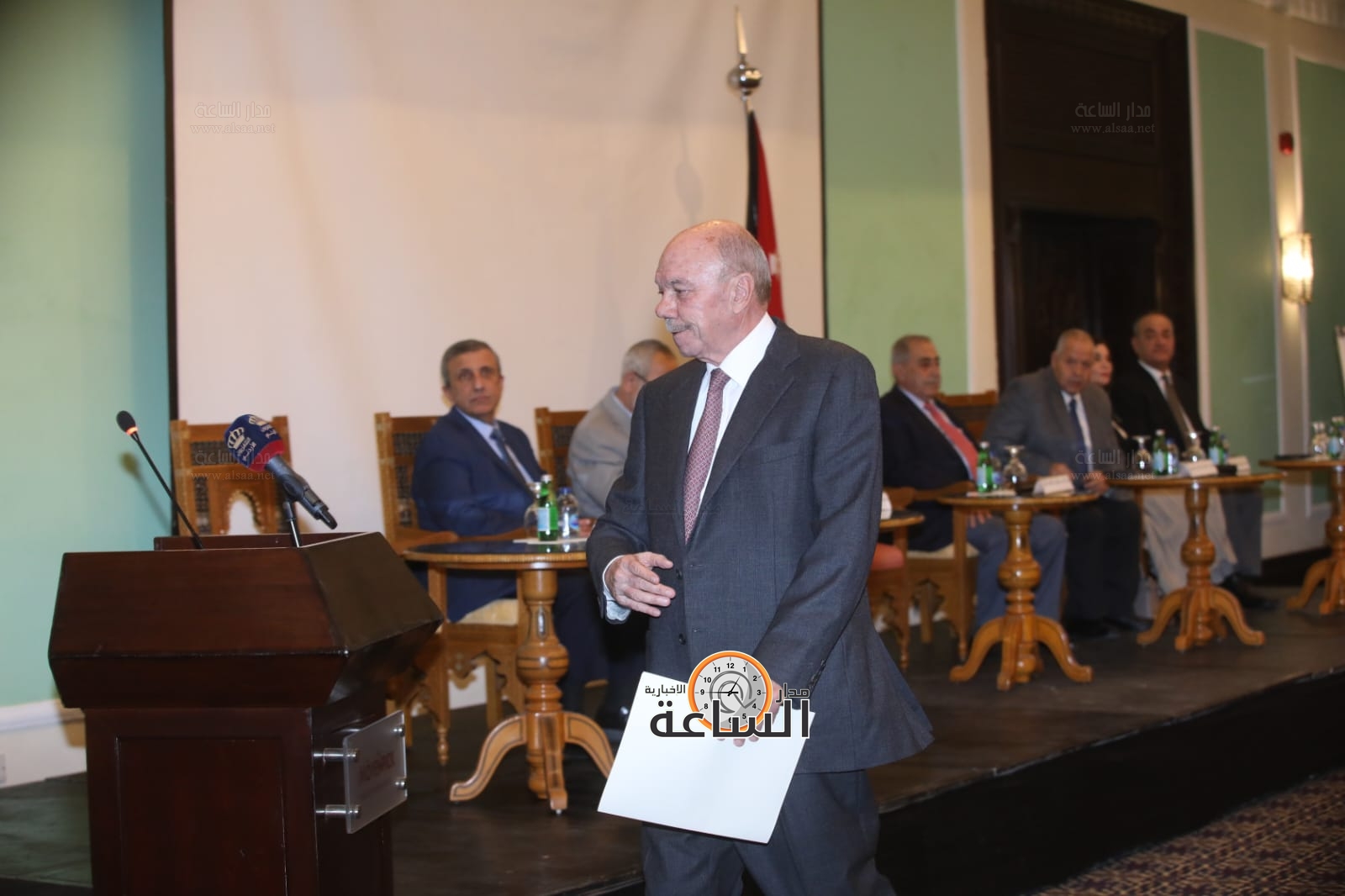 Madar Al-Saa Images 0.5357345254830039