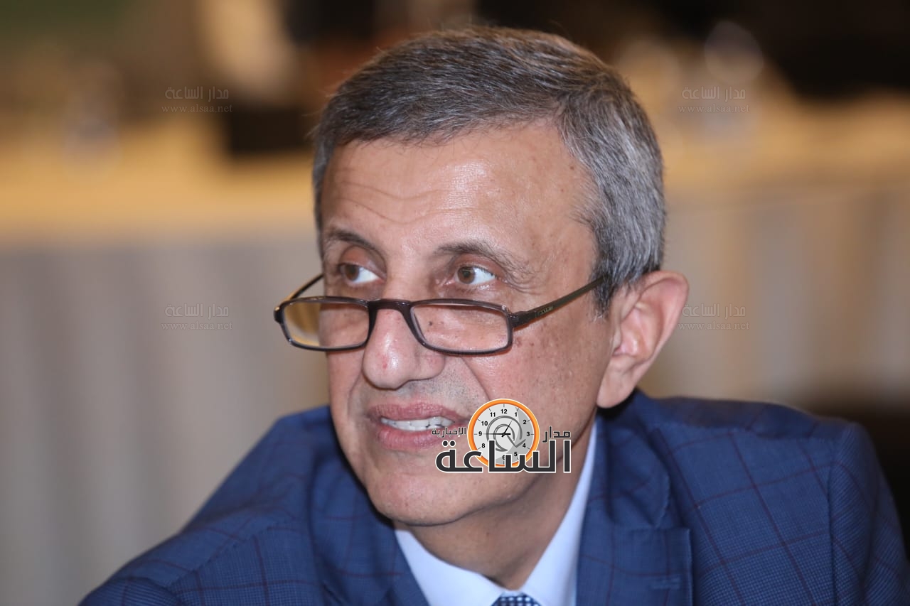 Madar Al-Saa Images 0.20480065717630902