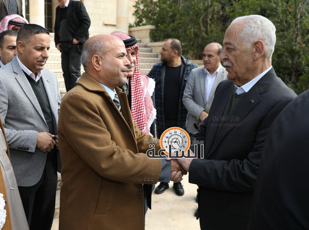 Madar Al-Saa Images 0.46504466230337105