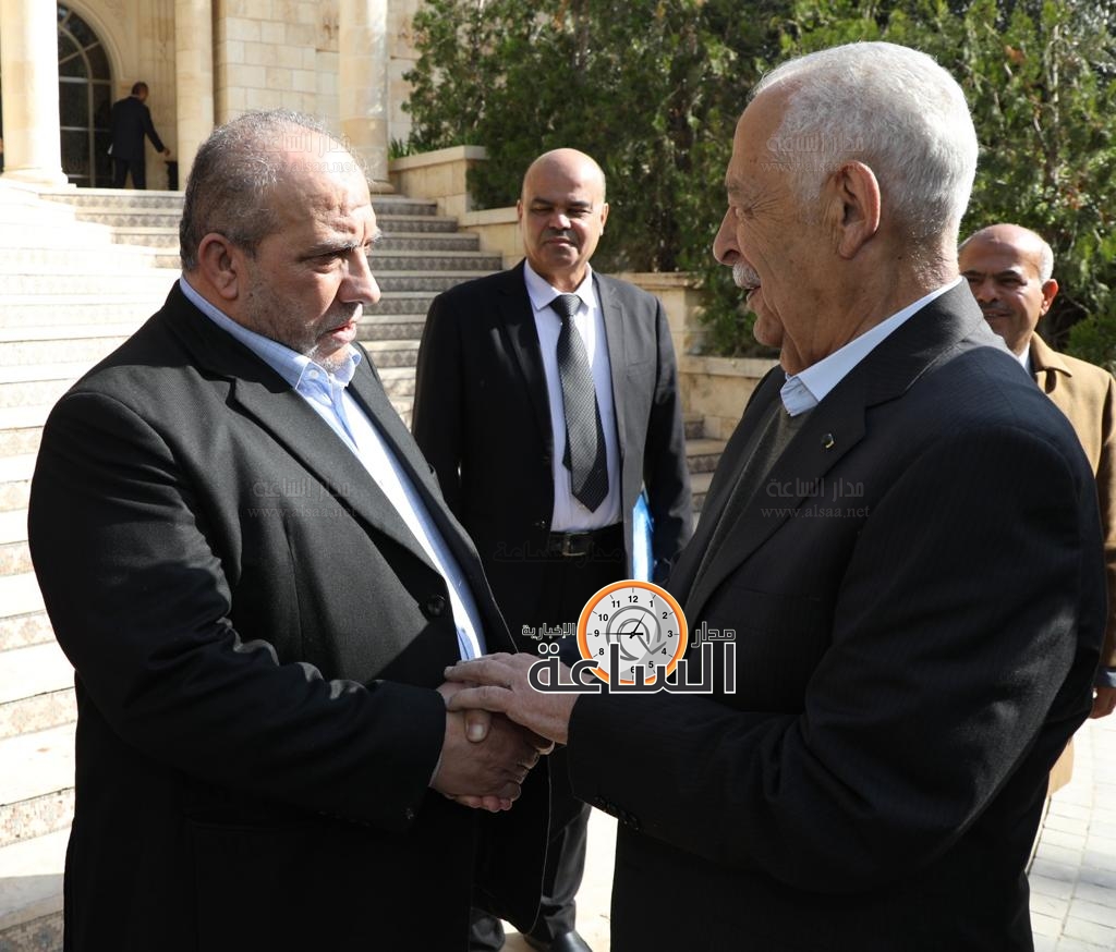 Madar Al-Saa Images 0.7525458087963899