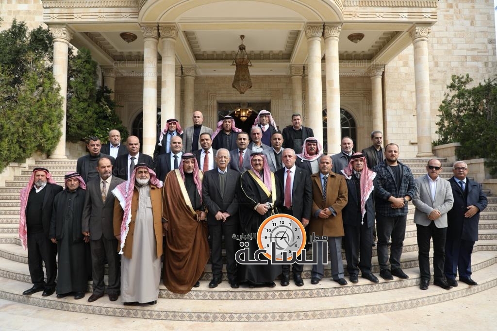 Madar Al-Saa Images 0.8281342364470221