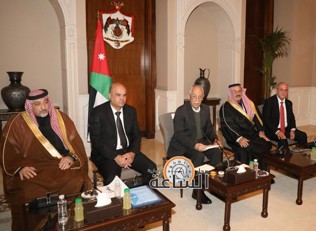 Madar Al-Saa Images 0.7024335804622126