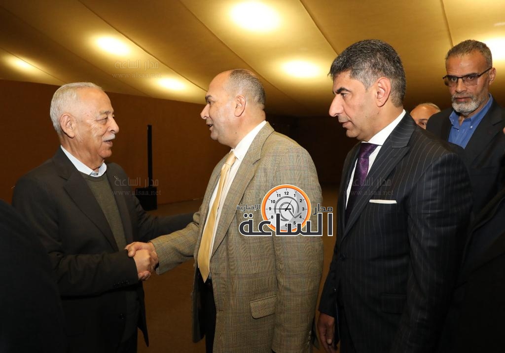 Madar Al-Saa Images 0.9517493921063744