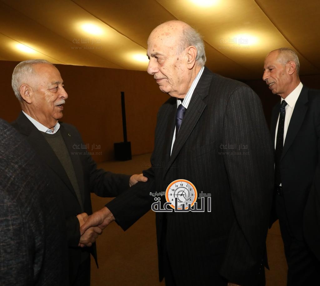 Madar Al-Saa Images 0.6156110572618583