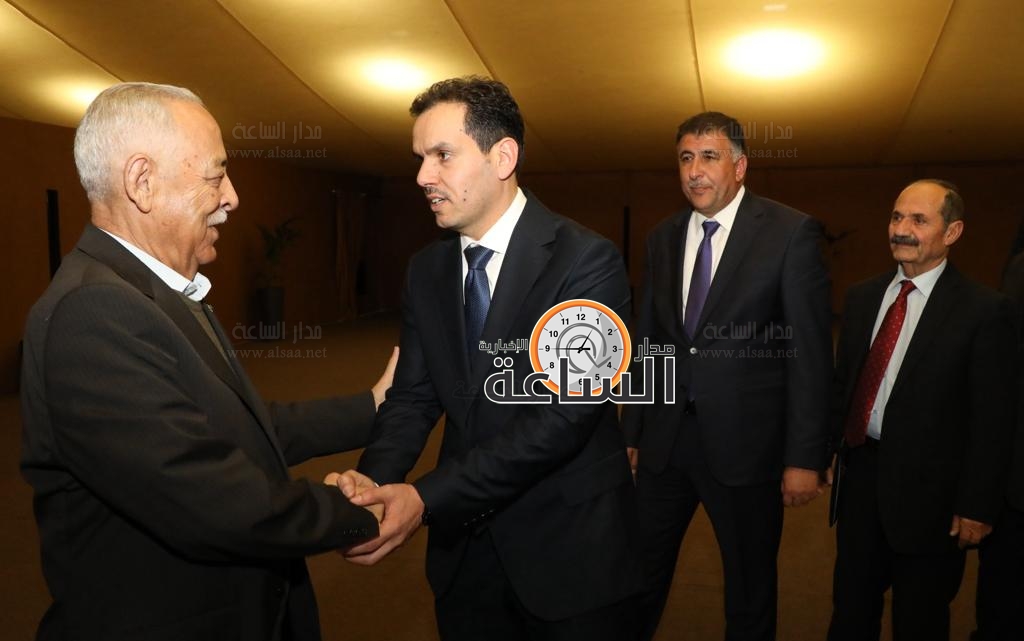 Madar Al-Saa Images 0.7750136260666867