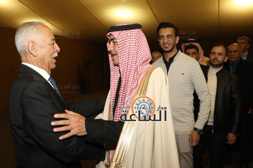 Madar Al-Saa Images 0.3551988140658975