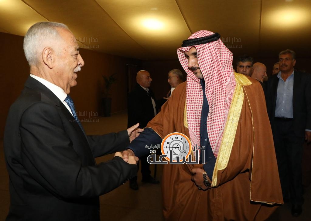 Madar Al-Saa Images 0.409753669050233