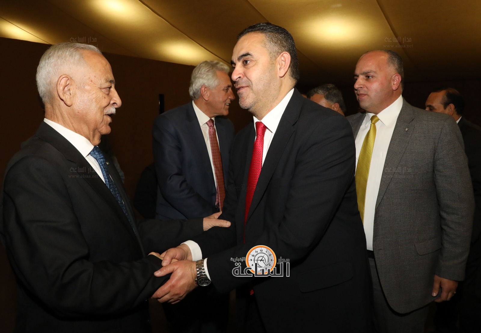 Madar Al-Saa Images 0.38116829252272044