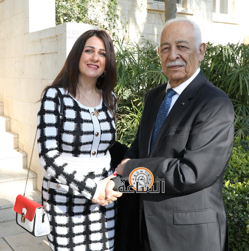 Madar Al-Saa Images 0.026867377683477578