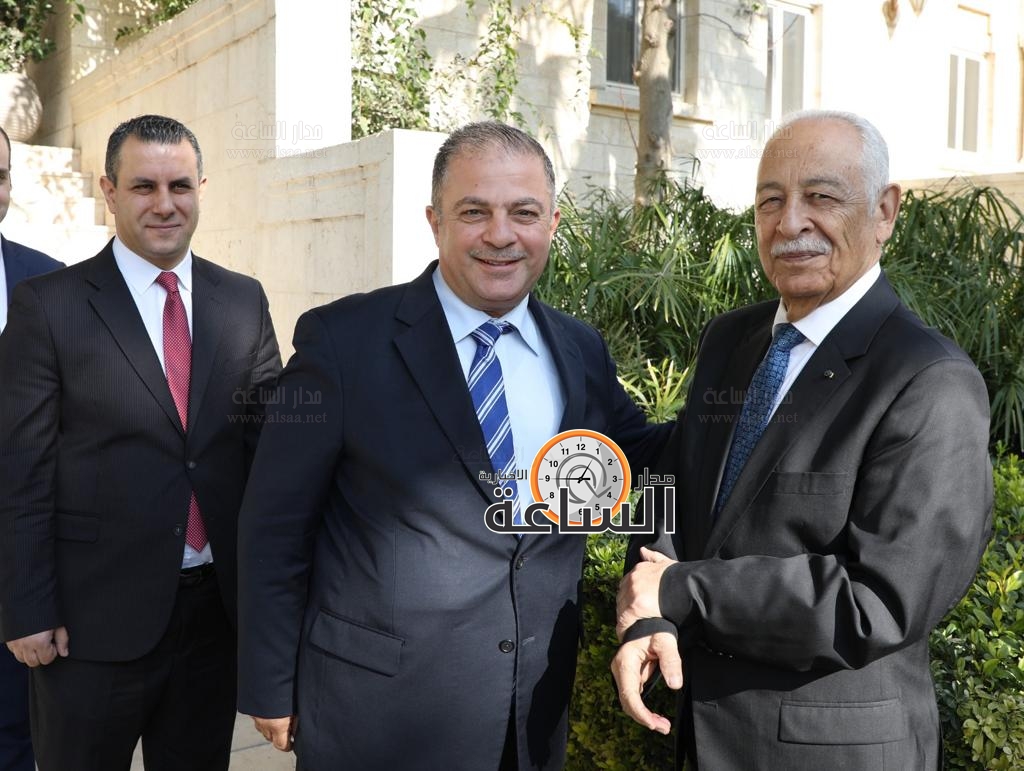 Madar Al-Saa Images 0.7986504605472982