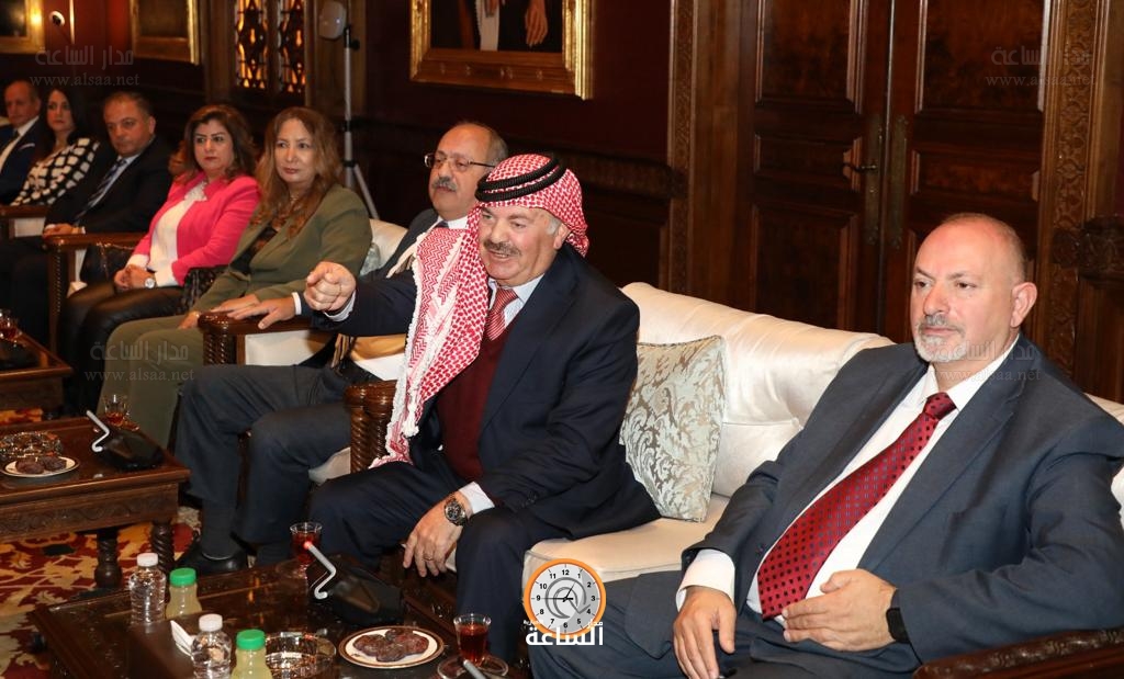 Madar Al-Saa Images 0.2591139741022943