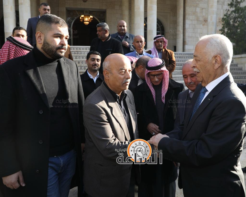 Madar Al-Saa Images 0.24982601244198377