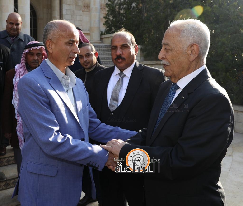 Madar Al-Saa Images 0.3428955572396808