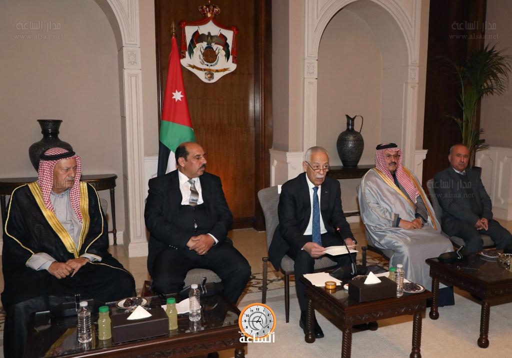 Madar Al-Saa Images 0.11049457631504112