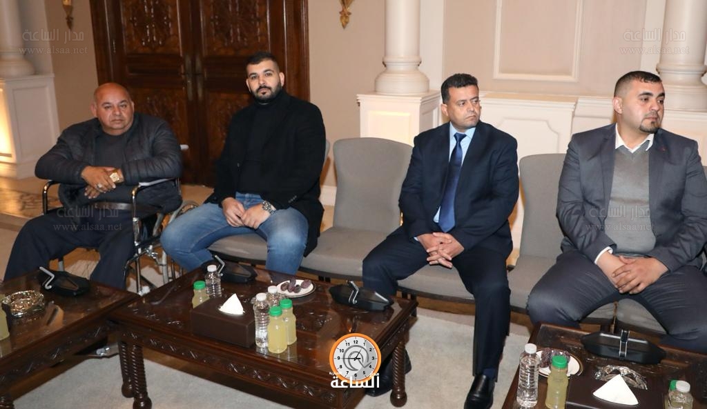 Madar Al-Saa Images 0.9503714463874595