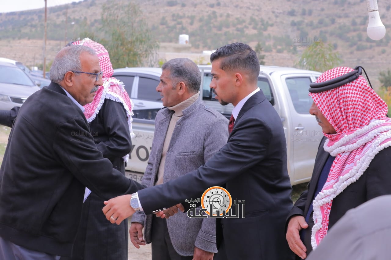 Madar Al-Saa Images 0.6982141766817085