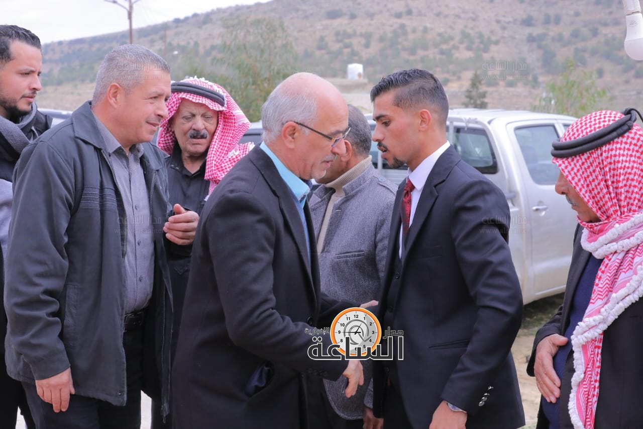 Madar Al-Saa Images 0.7088769553764698