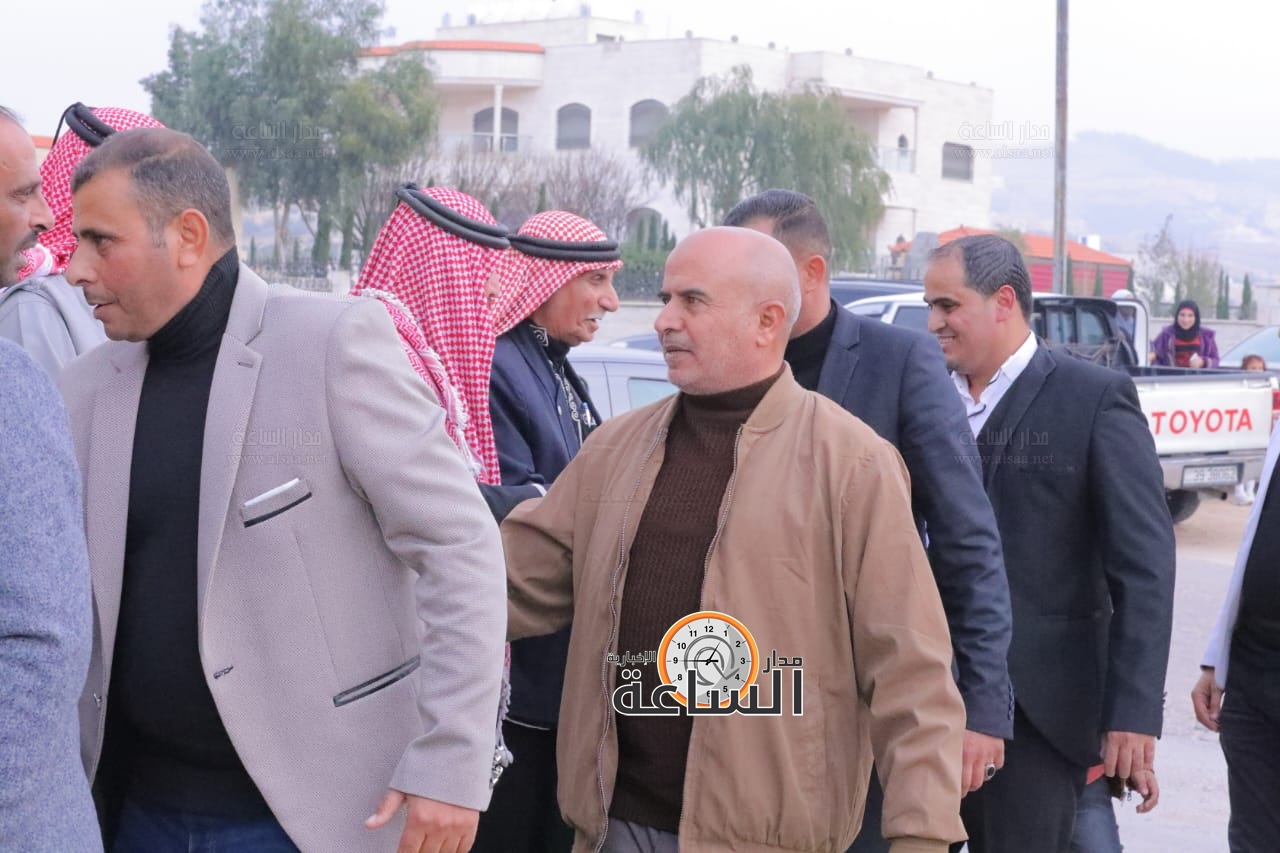 Madar Al-Saa Images 0.7073571593755821