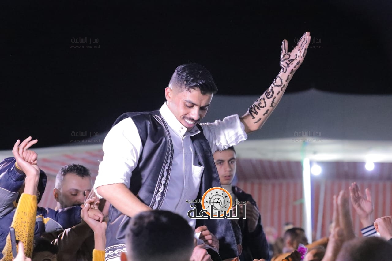 Madar Al-Saa Images 0.8609285529711193