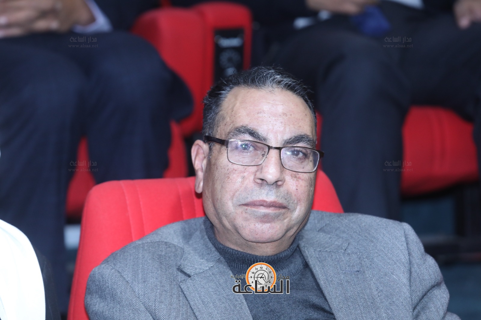 Madar Al-Saa Images 0.6566052481141453