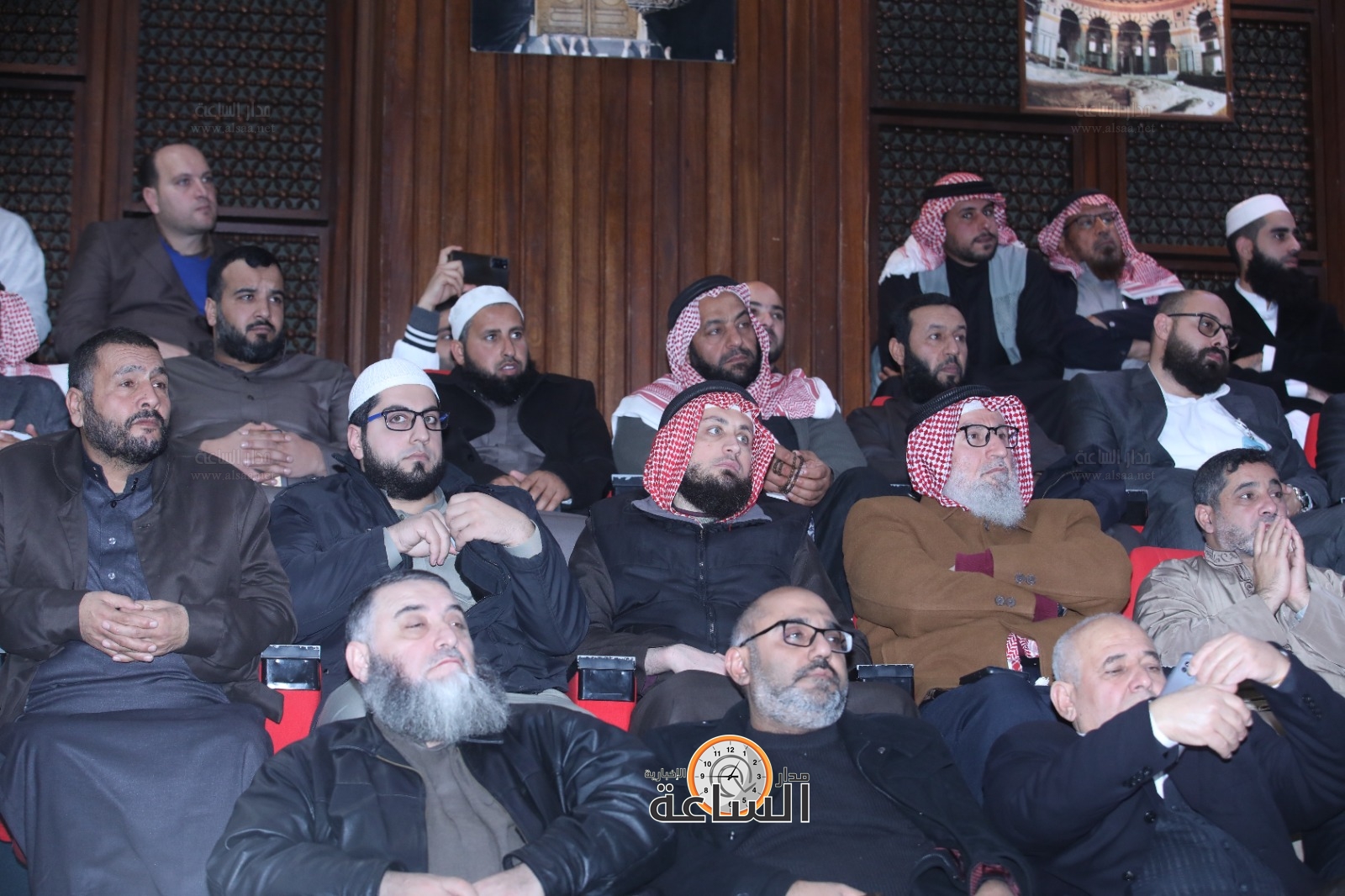 Madar Al-Saa Images 0.9353763296702498